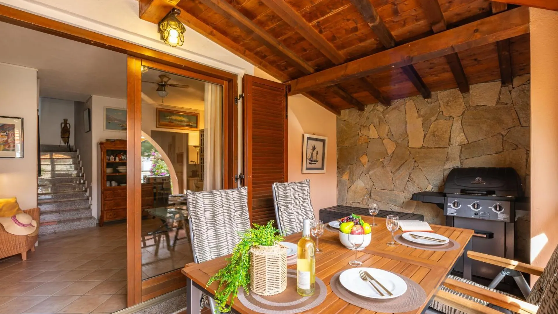 Holiday Home Oleandro By Interhomeの連絡先